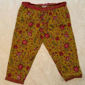 NEW! Sundance floral ankle pants